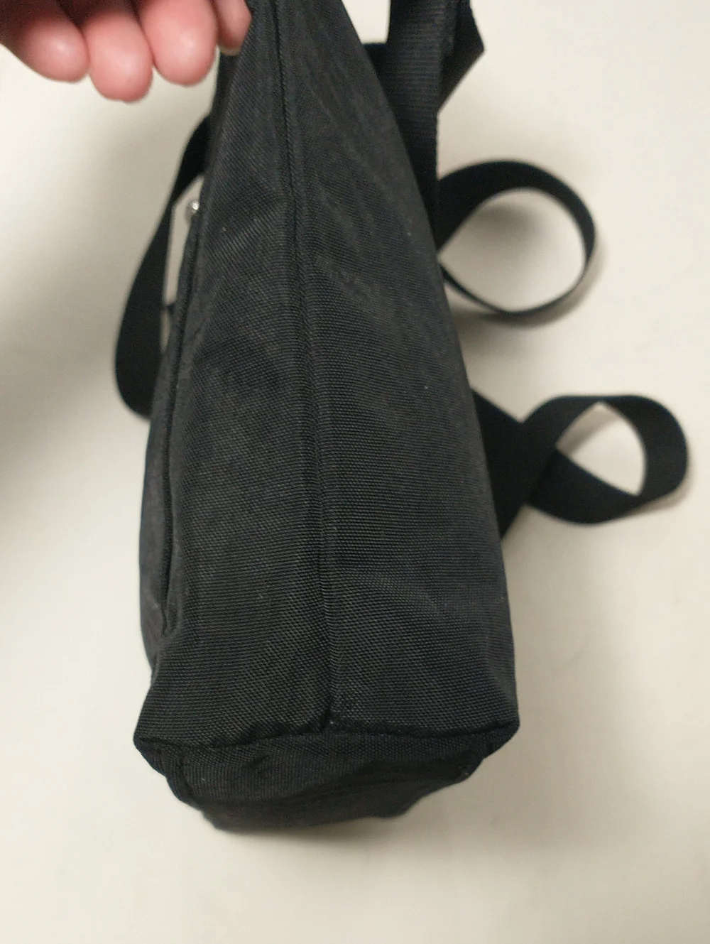 Baggallini Black Nylon Crossbody, Adjustable Straps, Multiple Pockets, 8.5